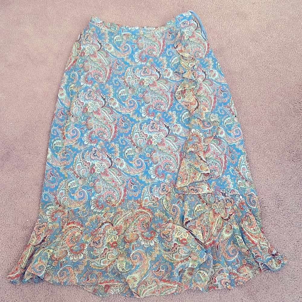 Coldwater creek woven polyester skirt, lined, blue with floral paisley pattern